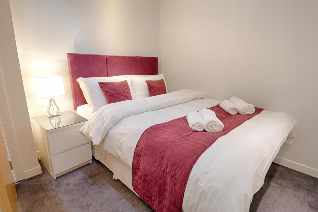 Roomspace Serviced Apartments - Watling Street Londres Exterior foto