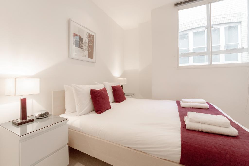 Roomspace Serviced Apartments - Watling Street Londres Habitación foto